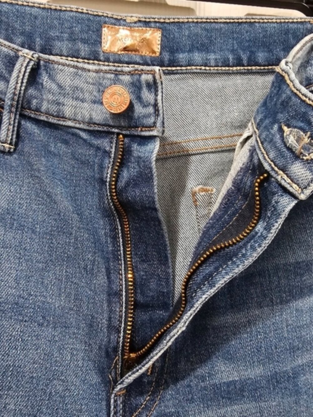 Mother The Hustler Roller Ankle Jeans - Picture 4 of 6